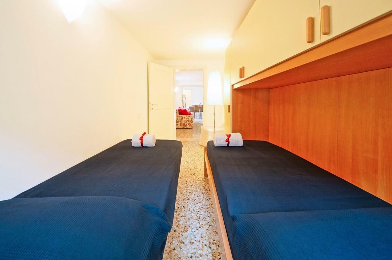 Sant'Aponal Apartment Rialto Veneţia Exterior foto